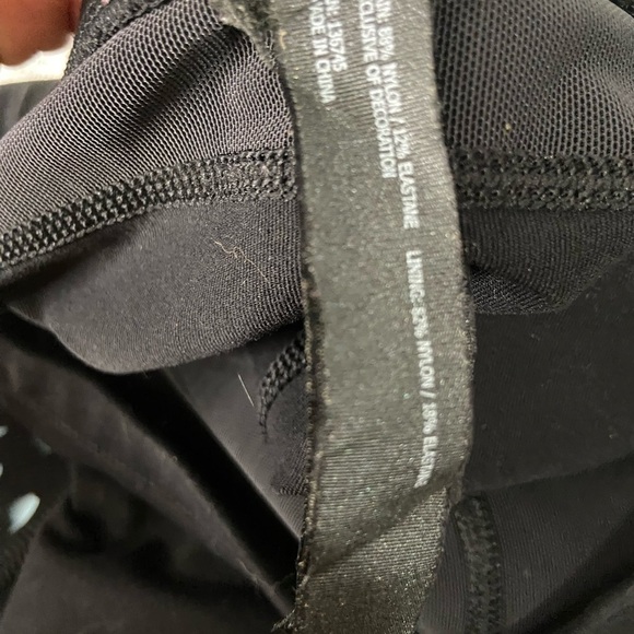 Lorna Jane Active Living Jungle Stability 7/8 Tights Size Medium - Picture 10 of 11